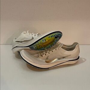 Nike Women dragon fly 2 spikes